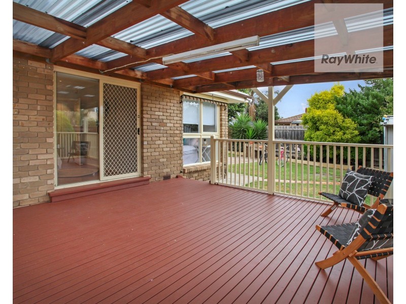 6 Chesney Court, Gladstone Park VIC 3043