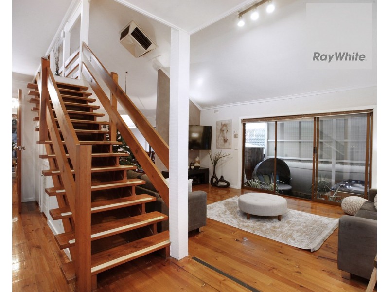 6 Thornleigh Place, Westmeadows VIC 3049