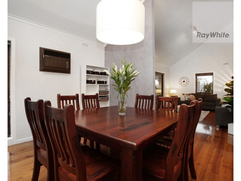 6 Thornleigh Place, Westmeadows VIC 3049