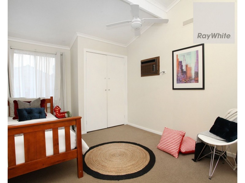 6 Thornleigh Place, Westmeadows VIC 3049