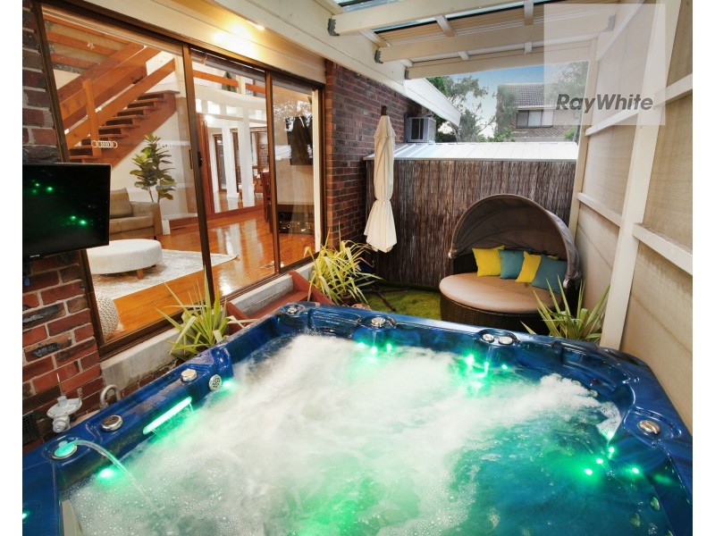 6 Thornleigh Place, Westmeadows VIC 3049