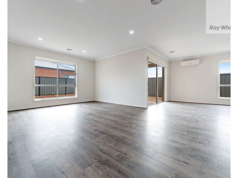 3 Fitzpatrick Circuit, Kalkallo VIC 3064