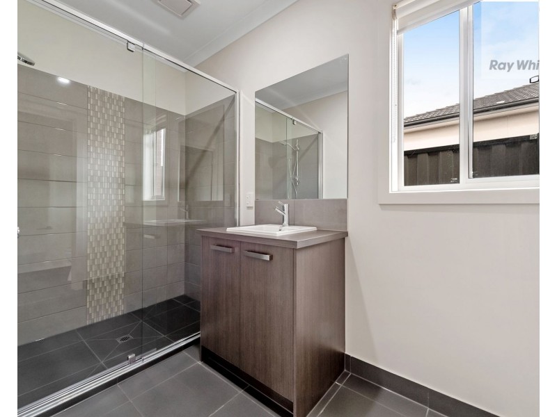3 Fitzpatrick Circuit, Kalkallo VIC 3064
