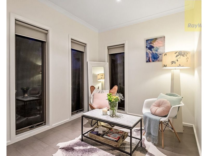 32 The Garlands, Craigieburn VIC 3064