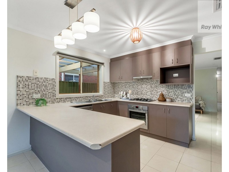 9 Hurlingham Way, Craigieburn VIC 3064