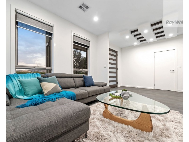 5 Freshwater Drive, Craigieburn VIC 3064