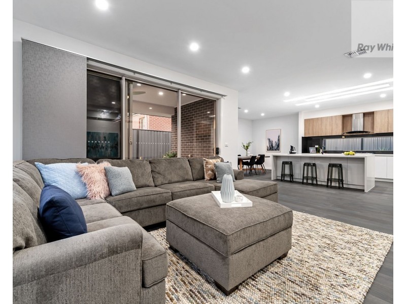 5 Freshwater Drive, Craigieburn VIC 3064
