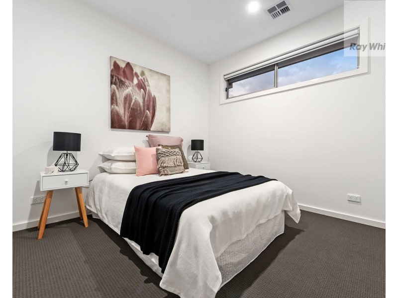 5 Freshwater Drive, Craigieburn VIC 3064