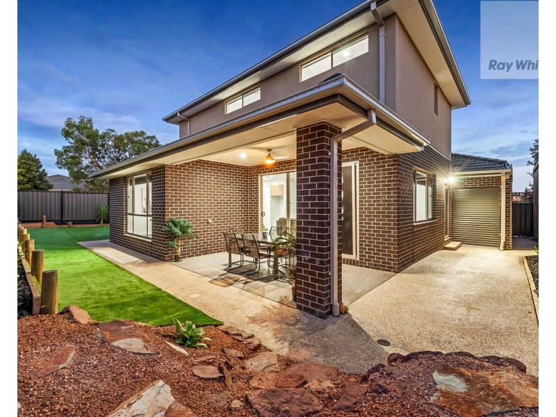 5 Freshwater Drive, Craigieburn VIC 3064