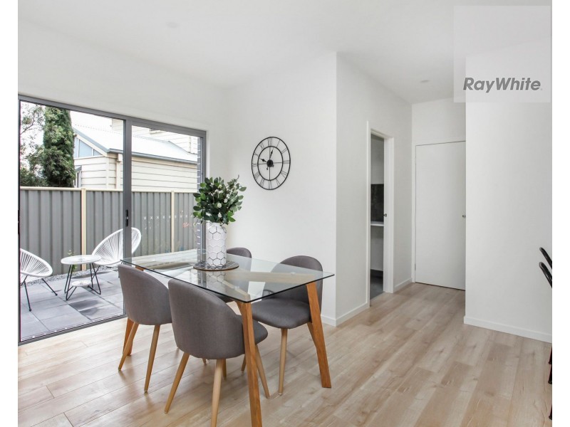 1/8 Warwick Place, Tullamarine VIC 3043