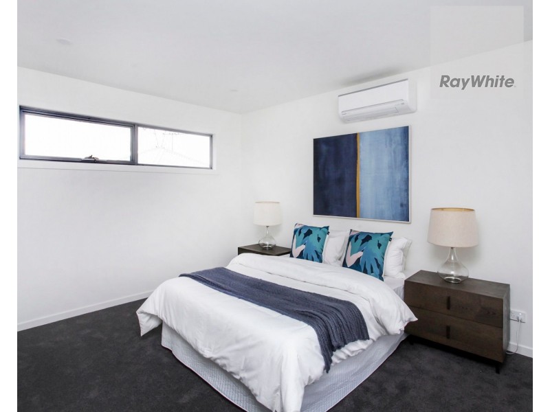 1/8 Warwick Place, Tullamarine VIC 3043