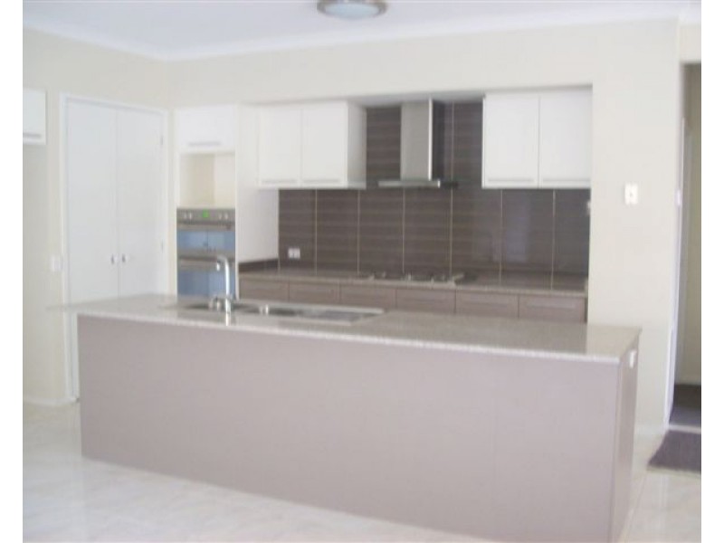 23 Middlesborough Drive, Craigieburn VIC 3064