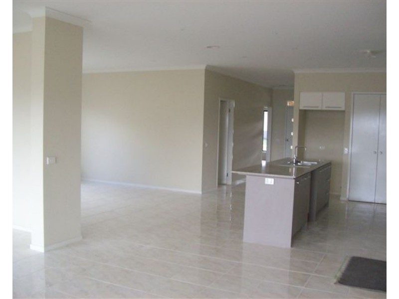 23 Middlesborough Drive, Craigieburn VIC 3064