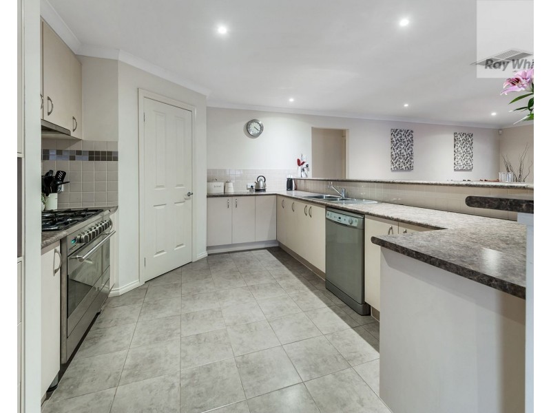 9 Serendip Crescent, Greenvale VIC 3059