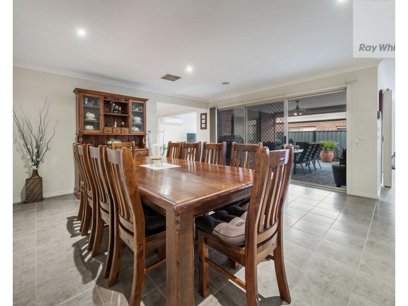 9 Serendip Crescent, Greenvale VIC 3059