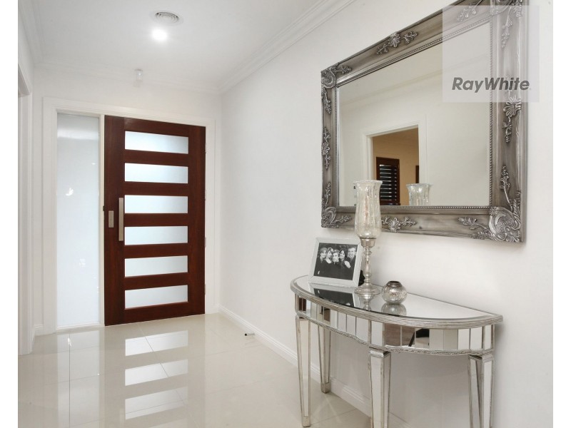 5 Mantua Drive, Greenvale VIC 3059