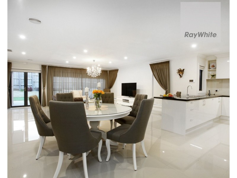 5 Mantua Drive, Greenvale VIC 3059