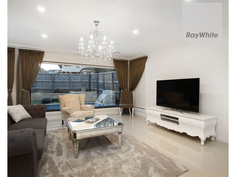 5 Mantua Drive, Greenvale VIC 3059