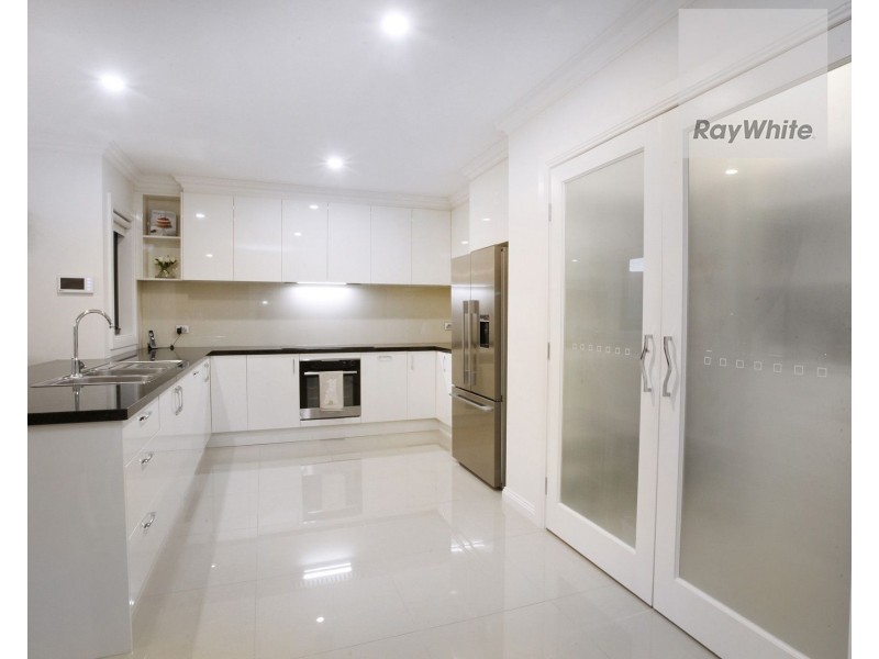 5 Mantua Drive, Greenvale VIC 3059