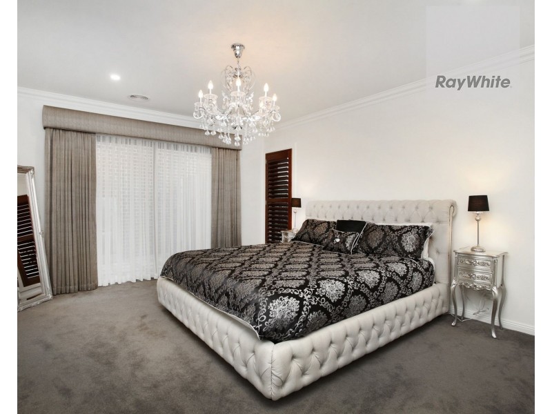 5 Mantua Drive, Greenvale VIC 3059