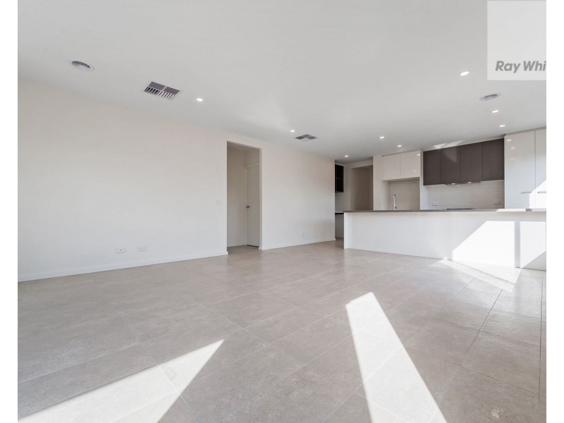 14 Mietta Terrace, Greenvale VIC 3059