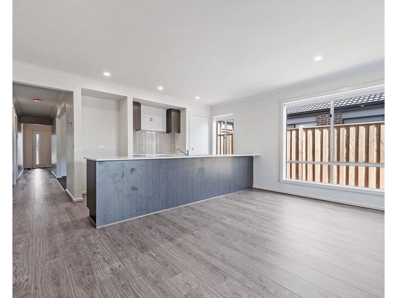 21 Stettler Boulevard, Mickleham VIC 3064