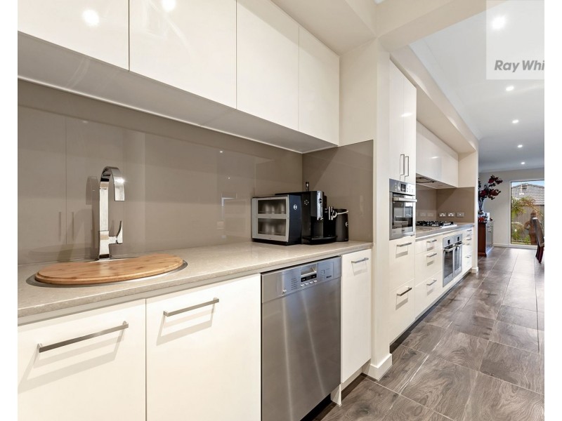 20 Baronial Way, Craigieburn VIC 3064