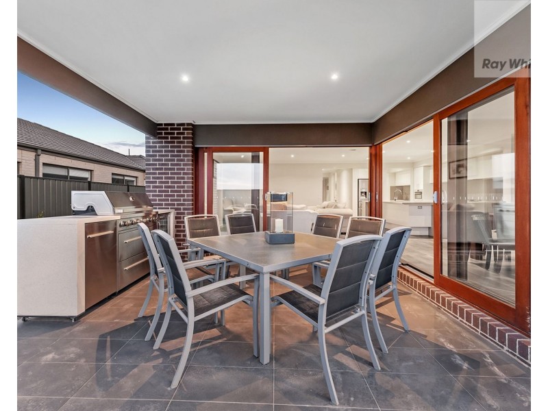 20 Baronial Way, Craigieburn VIC 3064