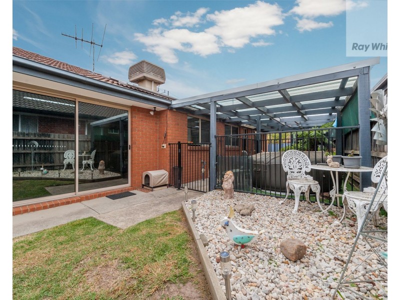 2 Yatton Place, Craigieburn VIC 3064