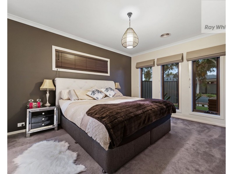 15 Eveline Street, Craigieburn VIC 3064