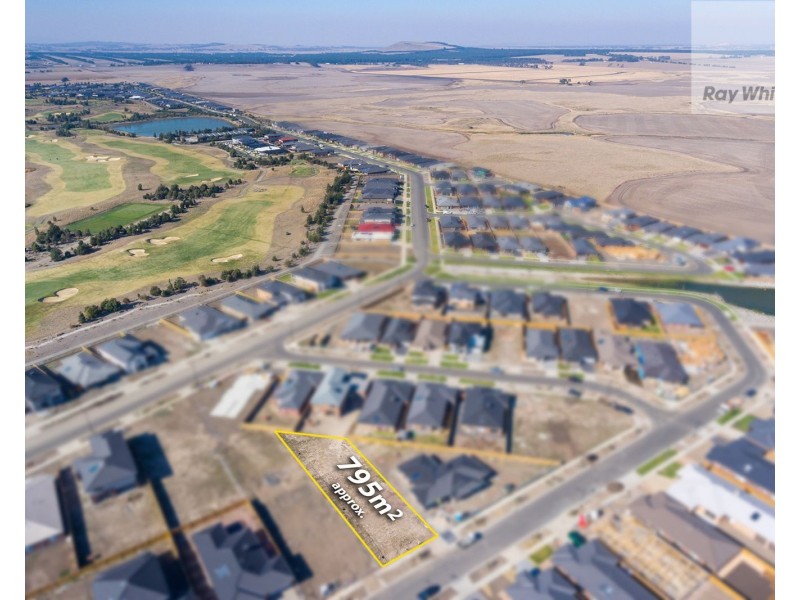 24 Cascade Drive, Beveridge VIC 3753