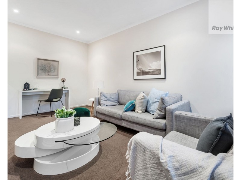 5 Osprey Place, Craigieburn VIC 3064