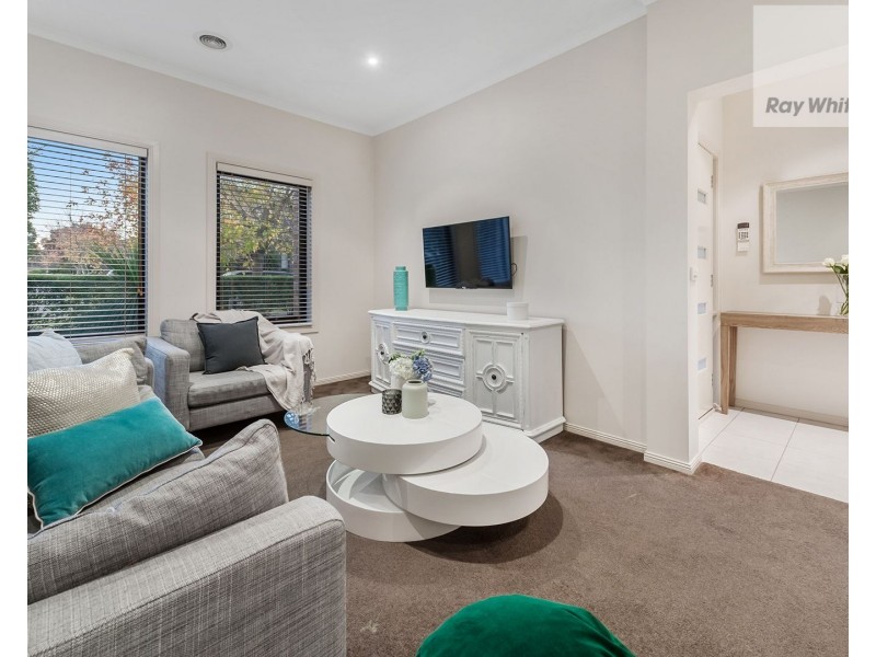 5 Osprey Place, Craigieburn VIC 3064