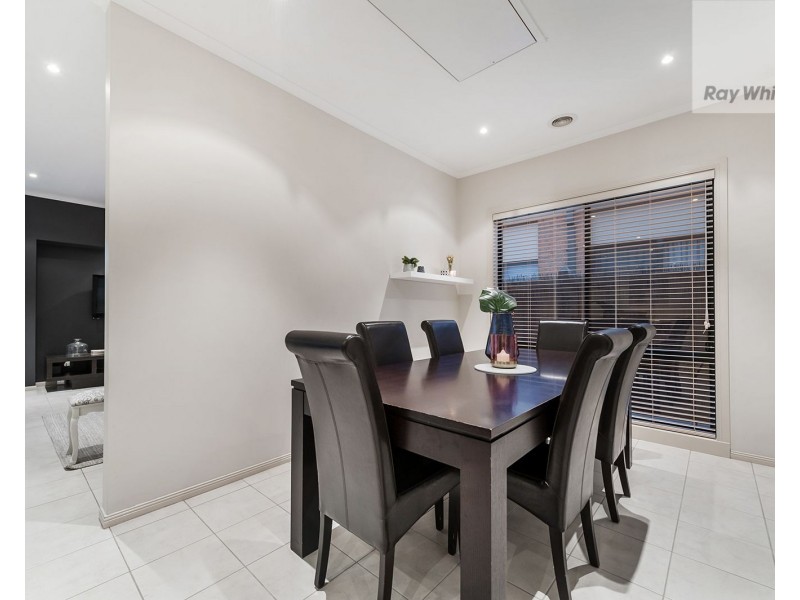 5 Osprey Place, Craigieburn VIC 3064