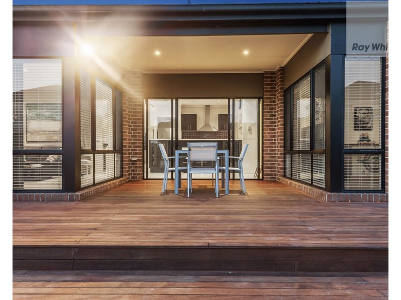 5 Osprey Place, Craigieburn VIC 3064