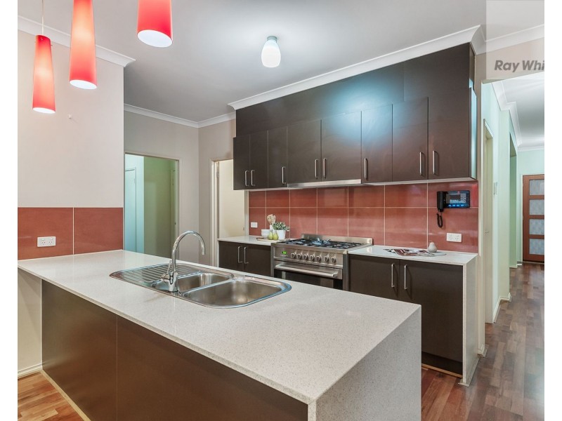3 Bottlebrush Road, Craigieburn VIC 3064