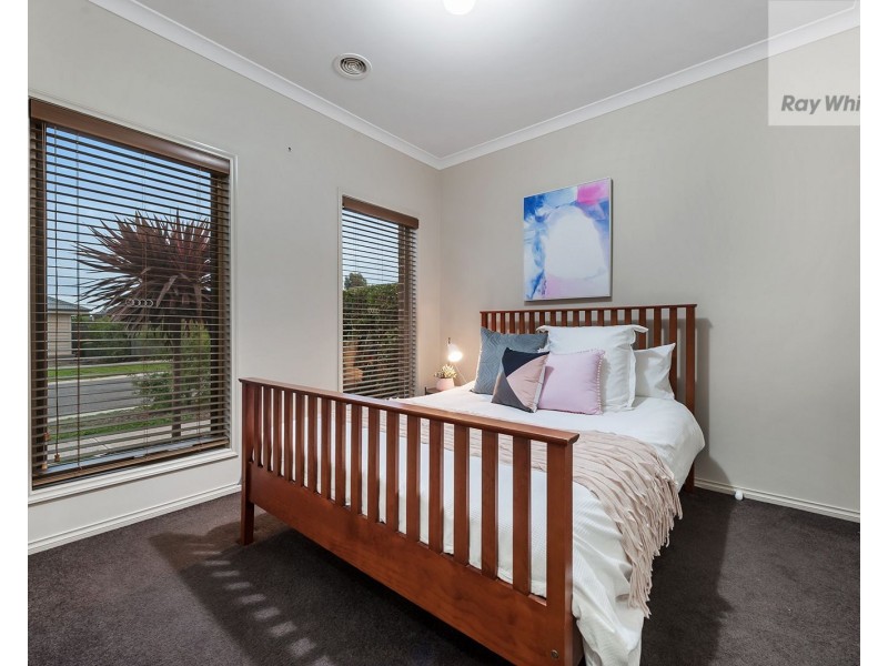 3 Bottlebrush Road, Craigieburn VIC 3064