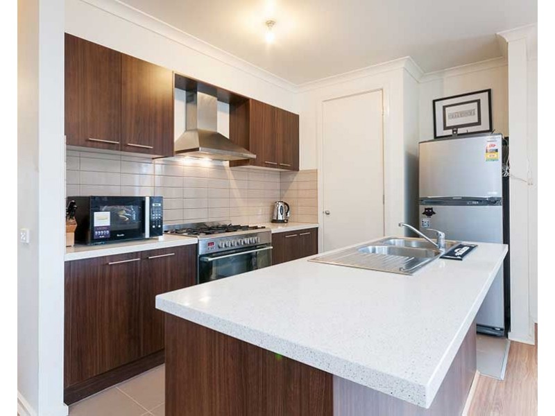 25 Gippsland Way, Craigieburn VIC 3064