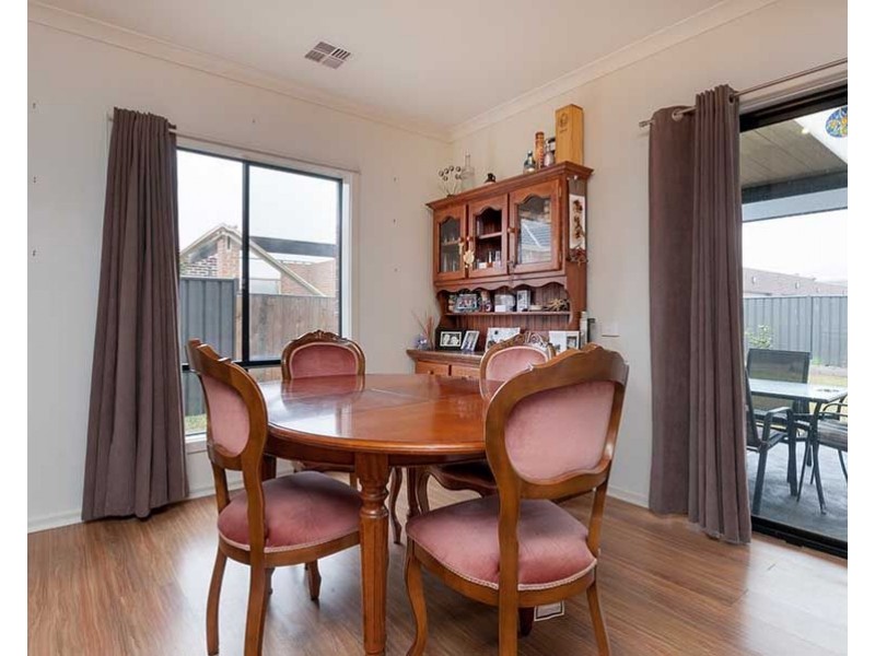 25 Gippsland Way, Craigieburn VIC 3064