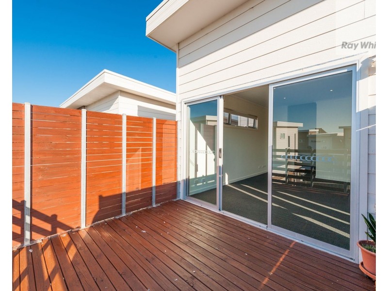 6 Jarrah Place, Craigieburn VIC 3064