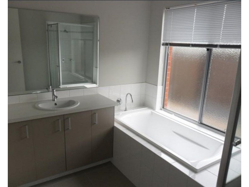 44 Balyang Way, Craigieburn VIC 3064