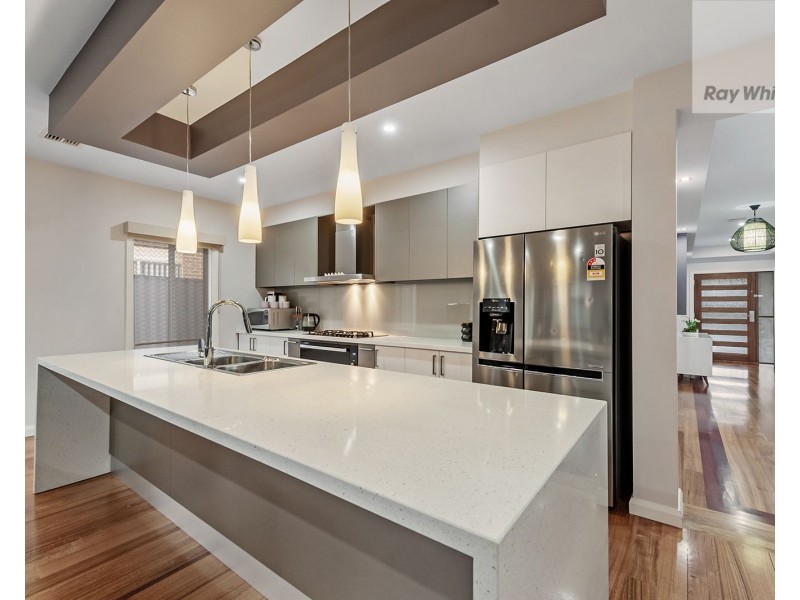 3 Pearce Way, Craigieburn VIC 3064