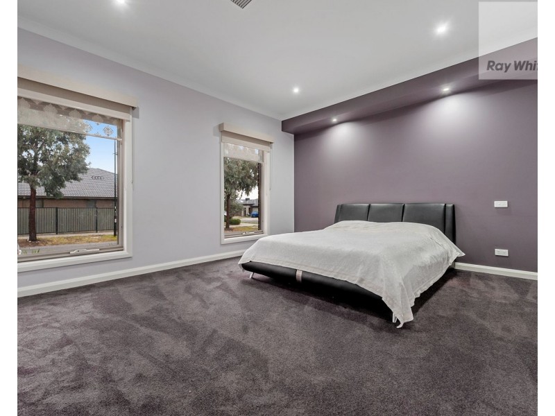 3 Pearce Way, Craigieburn VIC 3064