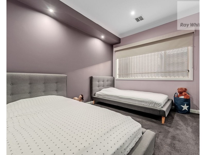 3 Pearce Way, Craigieburn VIC 3064