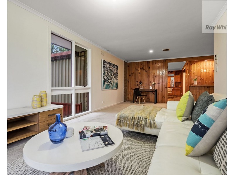 2 Enfield Place, Craigieburn VIC 3064