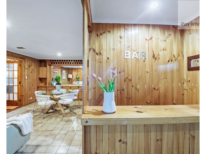 2 Enfield Place, Craigieburn VIC 3064