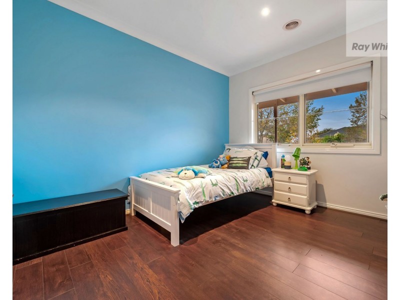 35 Bellfield Drive, Craigieburn VIC 3064