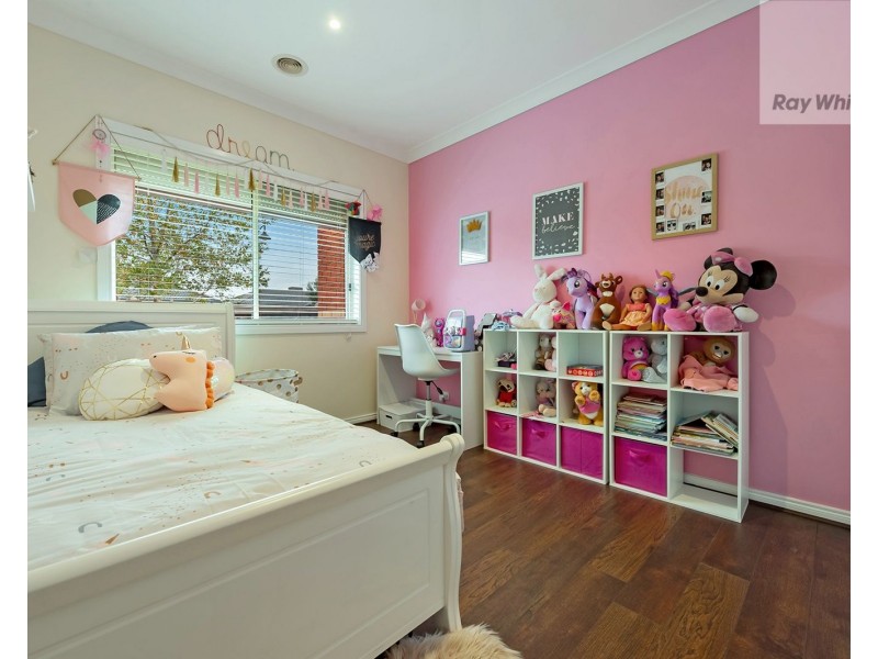 35 Bellfield Drive, Craigieburn VIC 3064