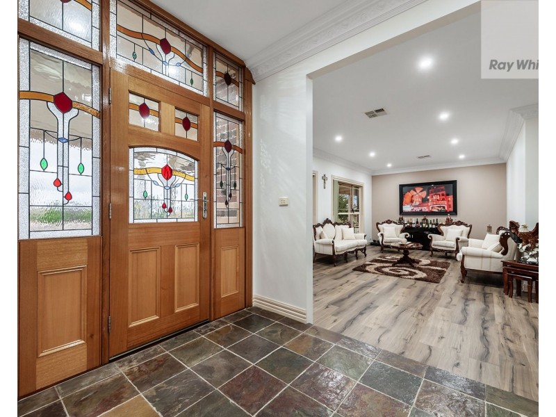 5 Lakeview Drive, Mickleham VIC 3064