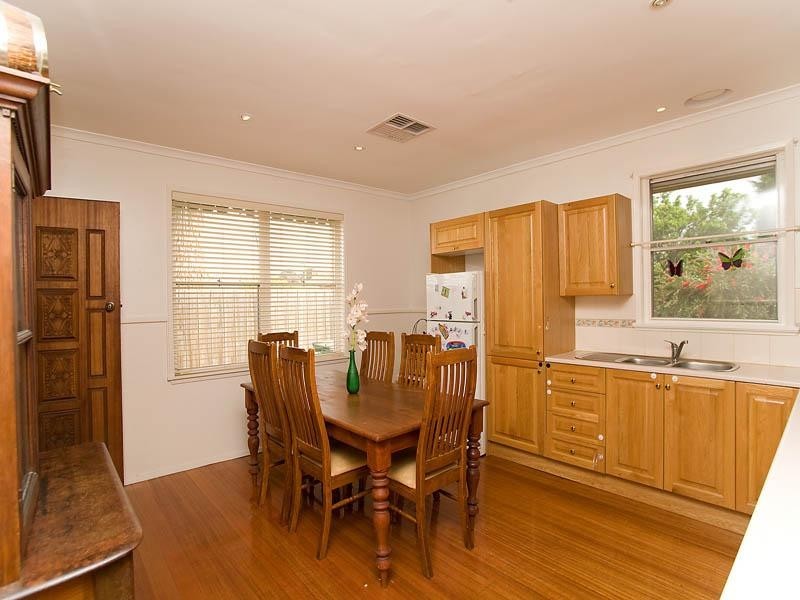 5 Nyah Court, Dallas VIC 3047